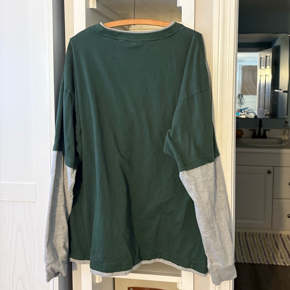 Reebok Green and Gray Long Sleeve Shirt - Picture 3 of 3